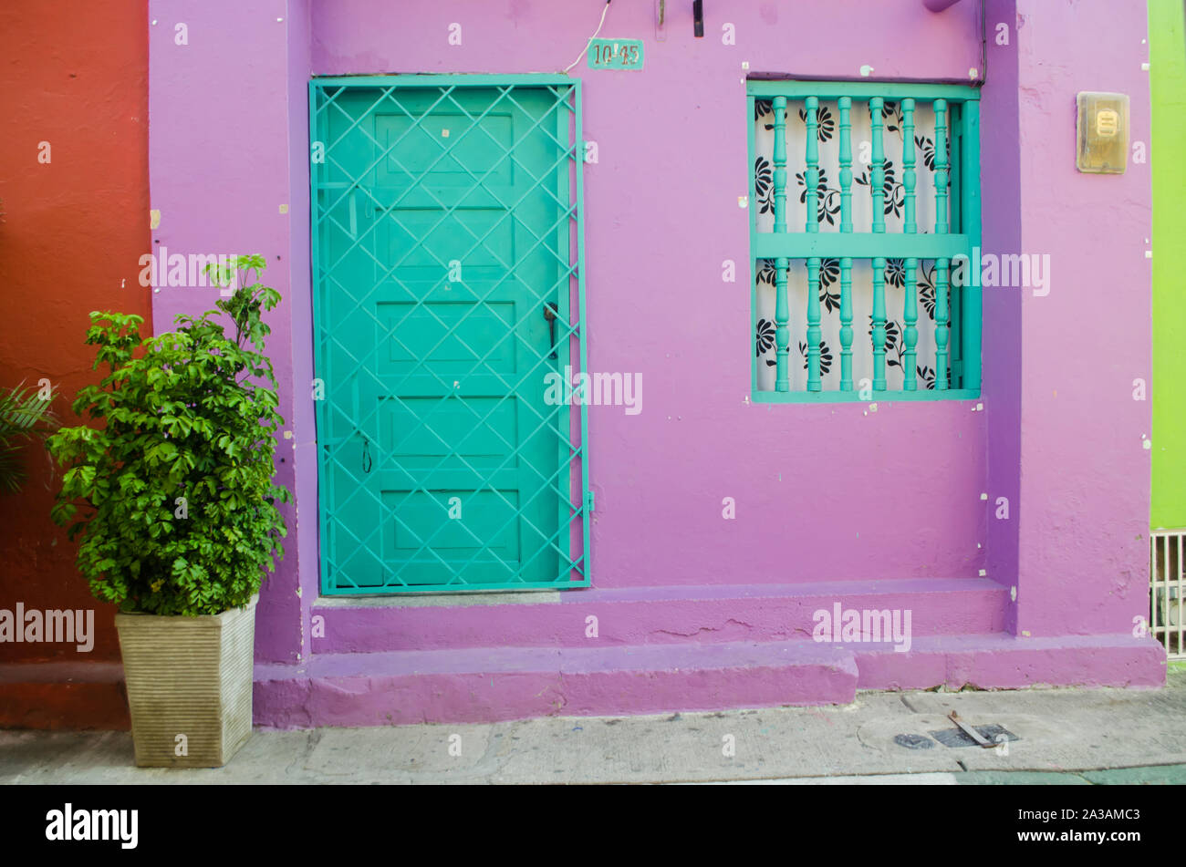 Typische Architektur von Getsemani Nachbarschaft in Cartagena Stockfoto