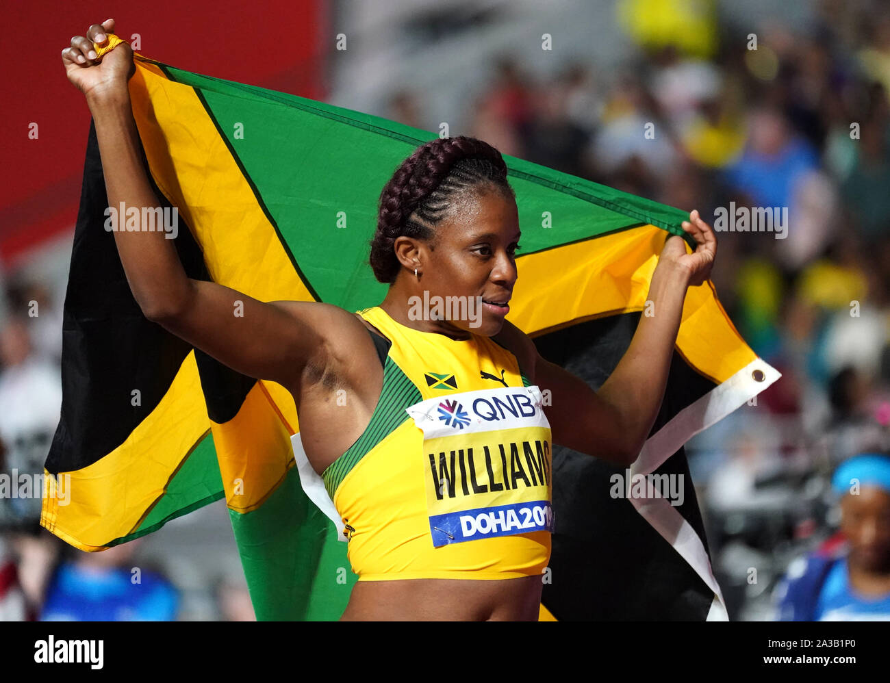 Doha, Katar. 6. Okt, 2019. Danielle Williams von Jamaika feiert nach 100 m-Hürdenlauf der Frauen bei der IAAF Leichtathletik WM 2019 in Doha, Katar, Oktober 6, 2019. Credit: Li Gang/Xinhua/Alamy leben Nachrichten Stockfoto