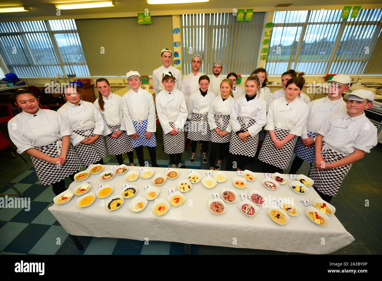 Eine Cessna Citation 560xls verlassen Inverness Dalcross Flughafen in den schottischen Highlands GROSSBRITANNIEN. Stockfoto