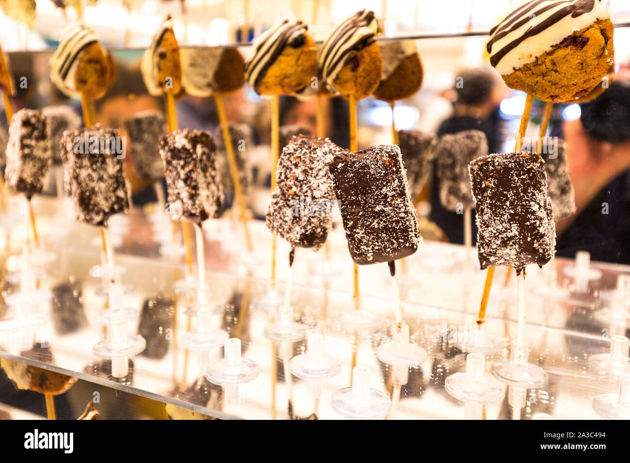 Chocolate desserts auf RMS Queen Mary 2 Liner Stockfoto