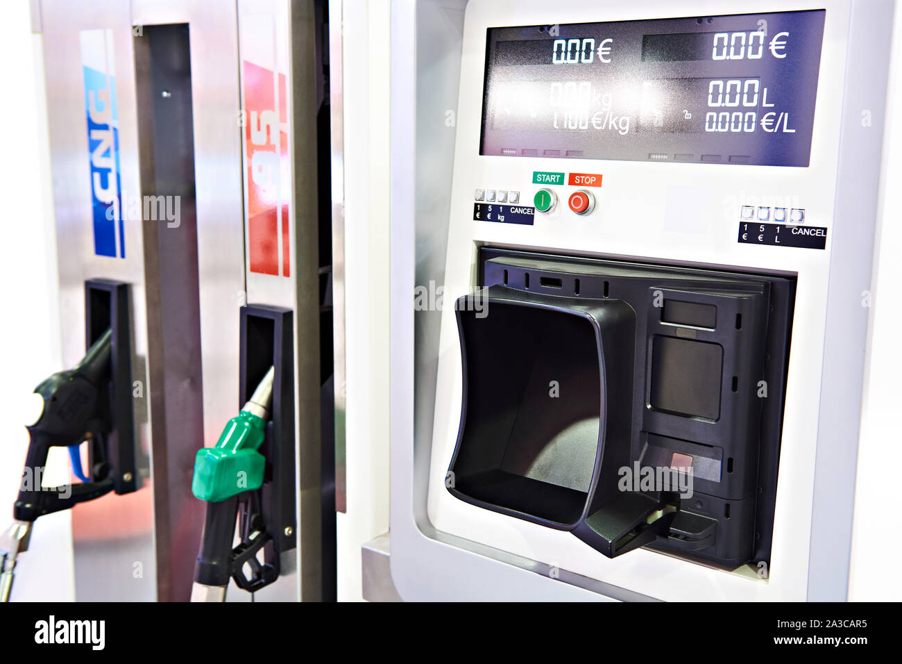 Payment Terminal moderne Tankstelle für Autos Stockfoto