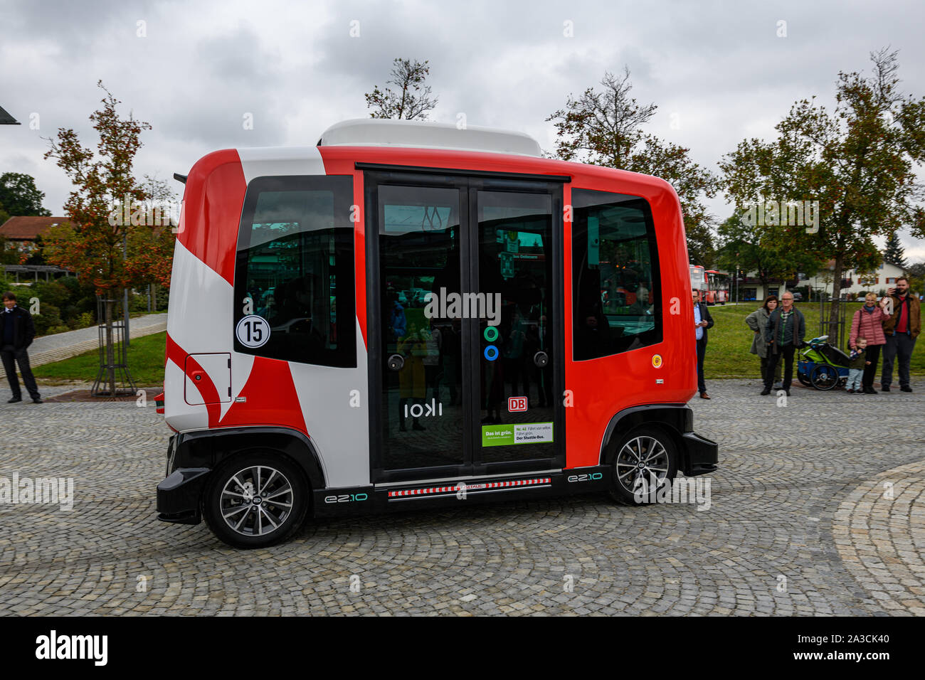 Bad Birnbach, Deutschland. 07 Okt, 2019. Eine autonome elektrische Bus ...