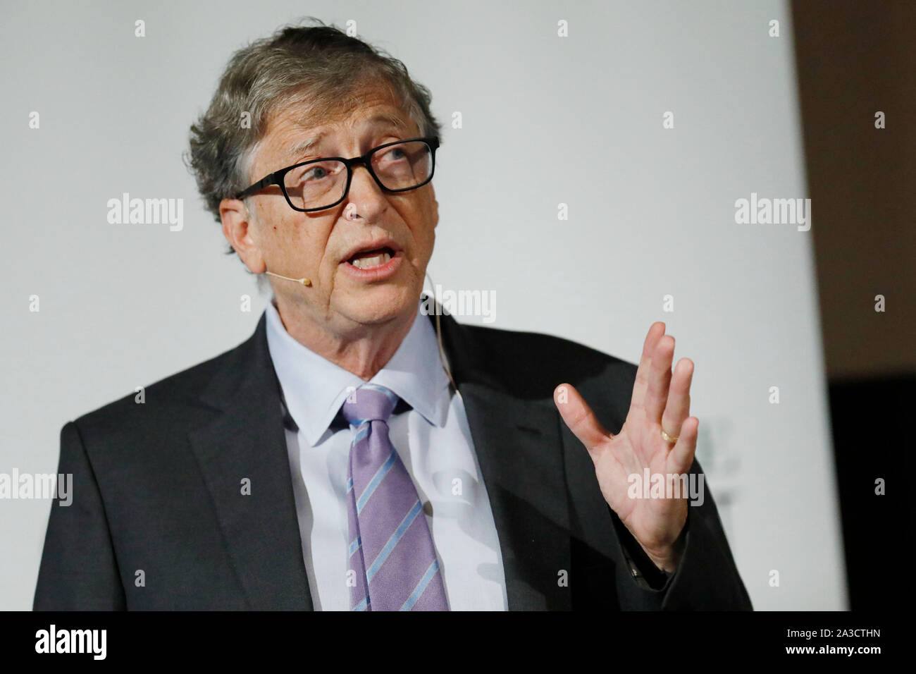 Universität Cambridge, UK. 7. Okt 2019. Neu Hawking Fellow, Bill Gates, KBE, co-Chair der Bill und Melinda Gates Stiftung ernannt, spricht nach Erhalt der Professor Hawking Fellowship 2019 an der Cambridge Union, Cambridge, Montag, 7. Oktober 2019. Der Professor Hawking Gemeinschaft wurde von der Cambridge Union Society, die 2017 gegründet wurde und zu Ehren von Professor Stephen Hawking benannt. Credit: Lukas MacGregor/Alamy leben Nachrichten Stockfoto