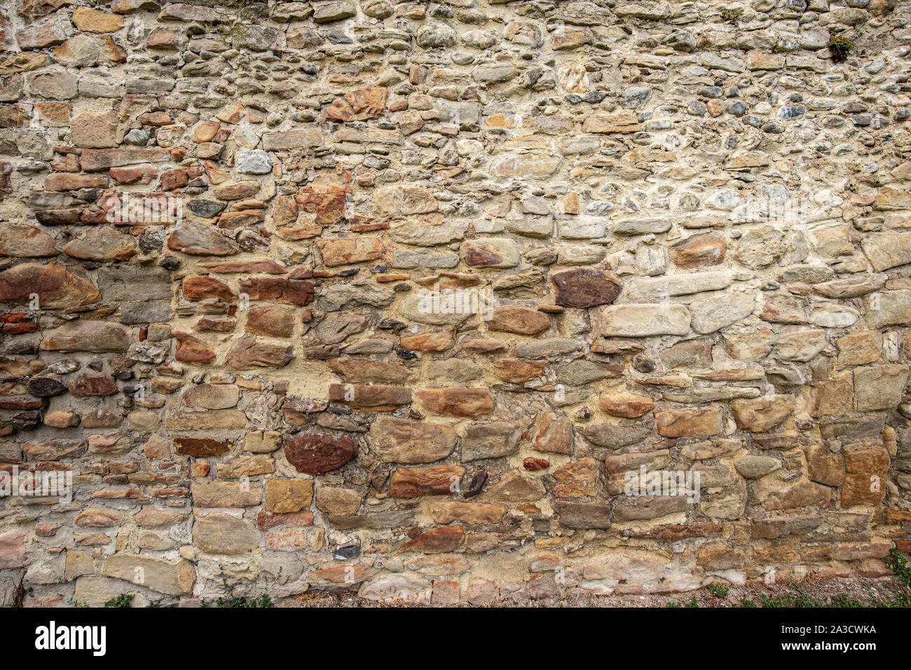Mittelalterliche Mauer aus Stein, alte rock Hintergrund, Textur Stockfoto
