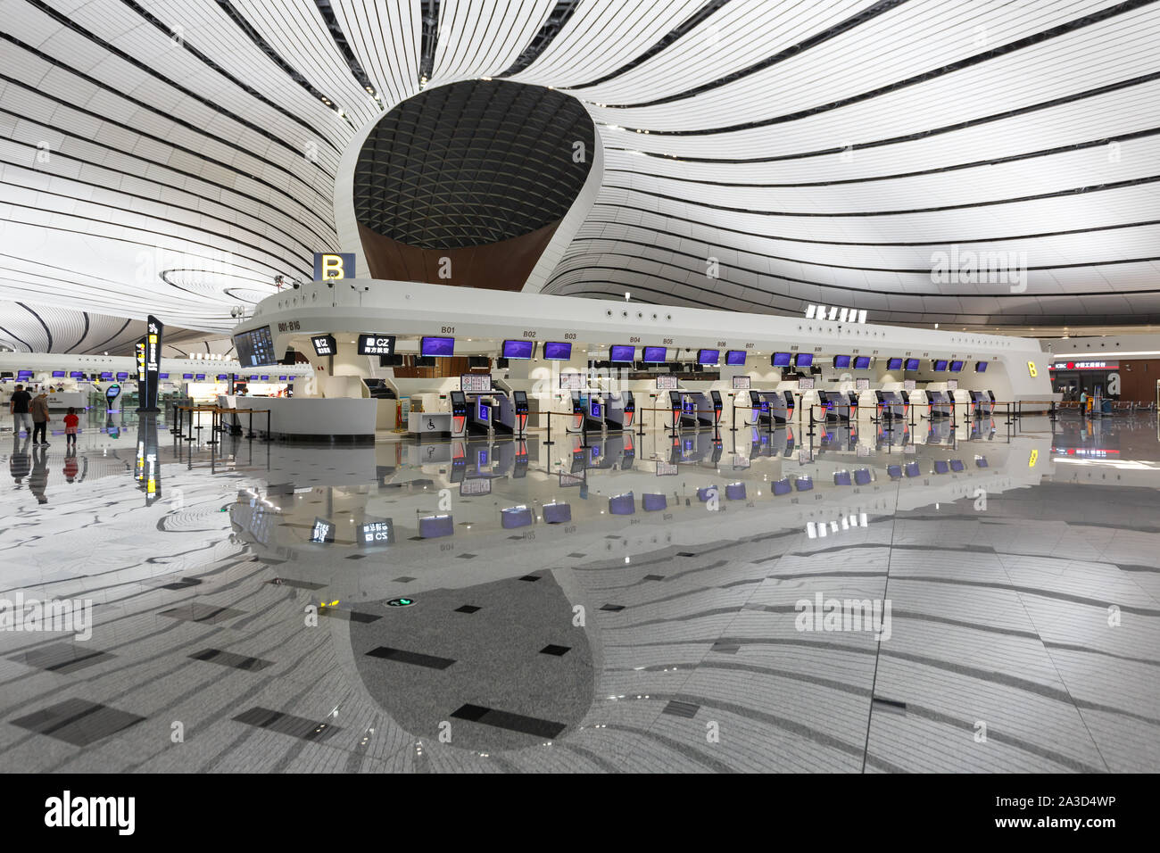 Peking, China - 30. September 2019: Pekinger Daxing Neuer internationaler Flughafen Terminal (PKX) in China. Stockfoto