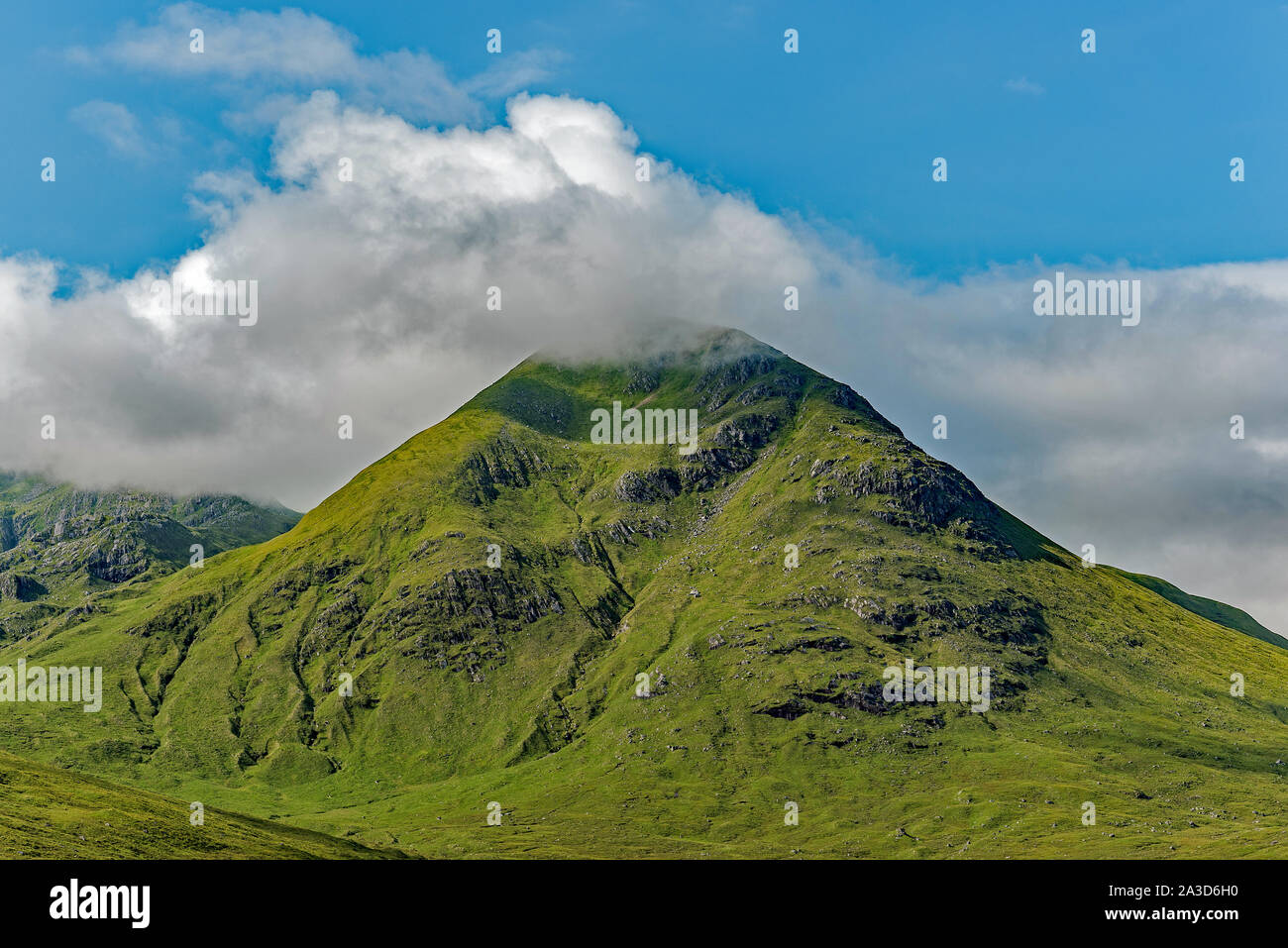 Highland Mountain und Wolken, Schottland Stockfoto