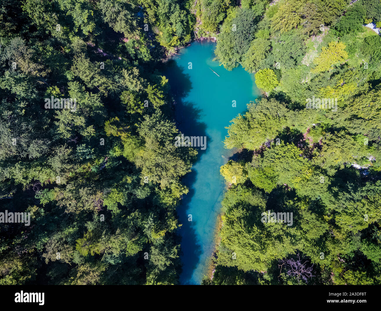 Luftaufnahme der Quelle des Flusses Kupa, Kroatien Stockfoto