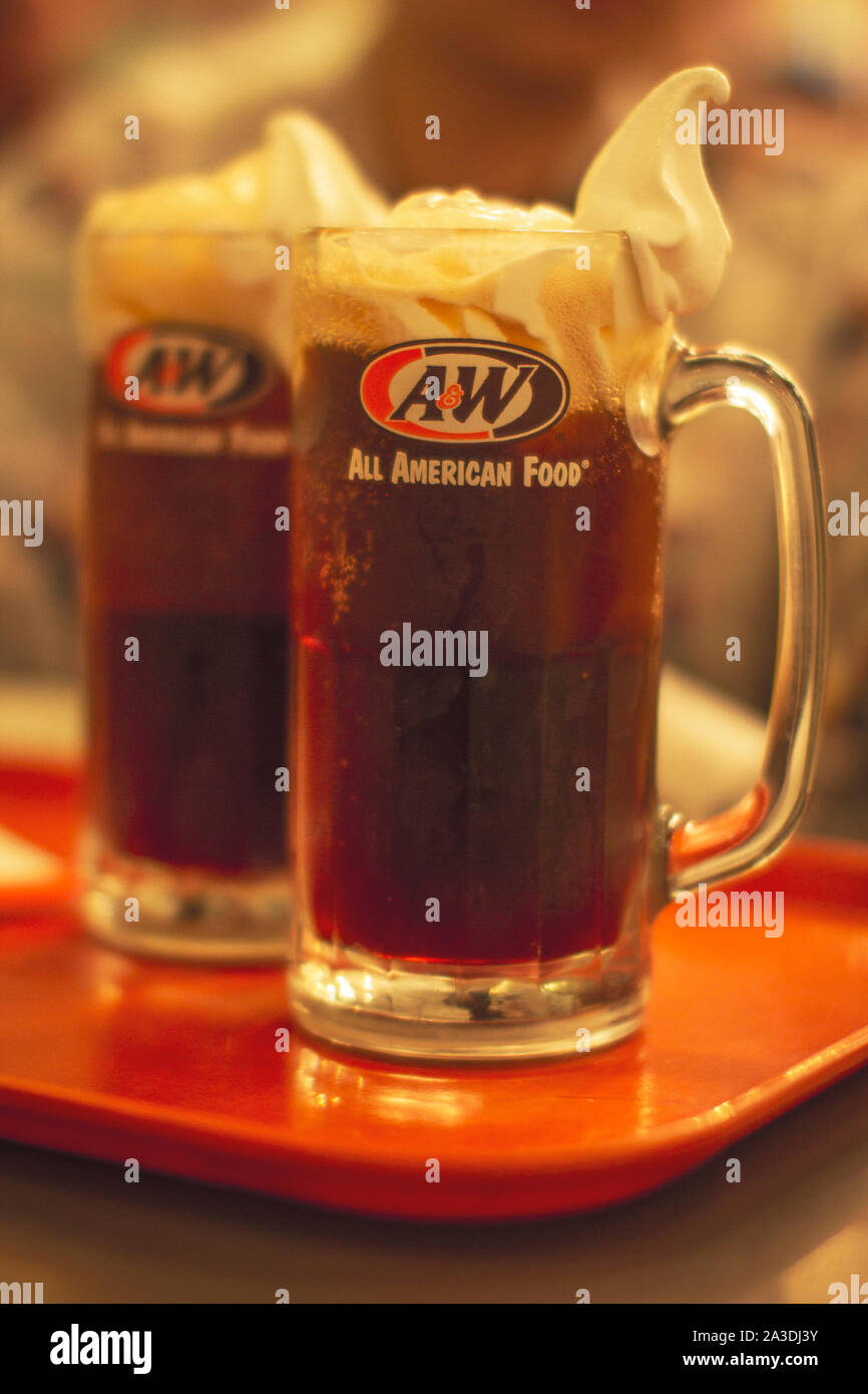 Wurzelbier Stockfotos Und Bilder Kaufen Alamy