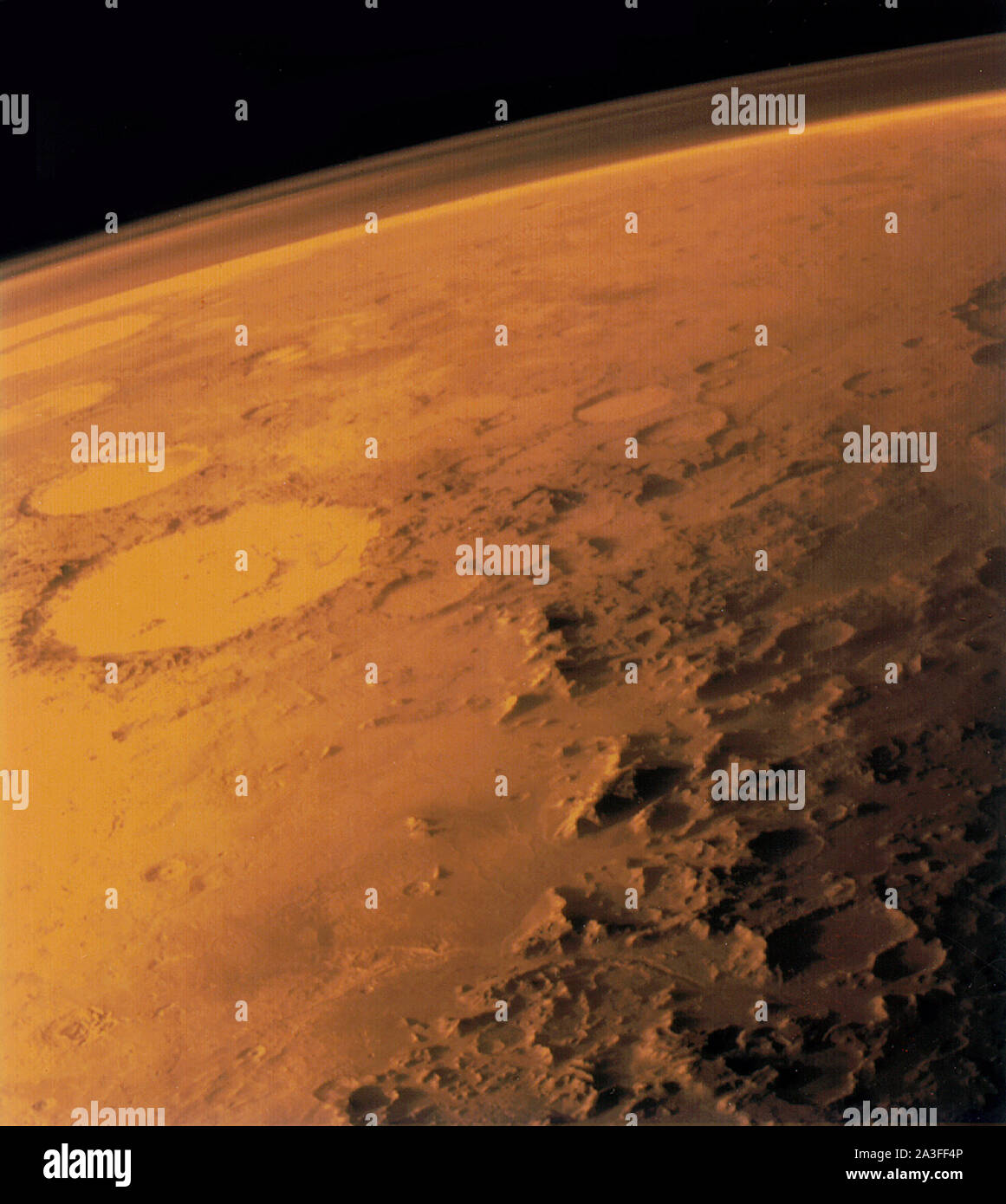 MARS gewinkelt Ansicht der dünnen Marsatmosphäre. Foto: NASA Stockfoto