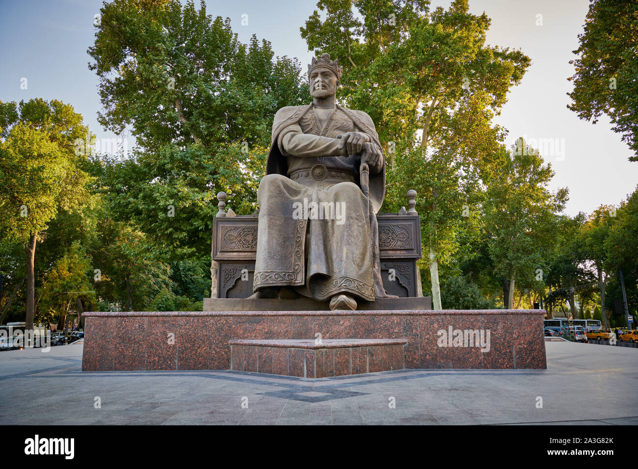 Amir Temur Denkmal, Samarkand, Usbekistan, in Zentralasien Stockfoto