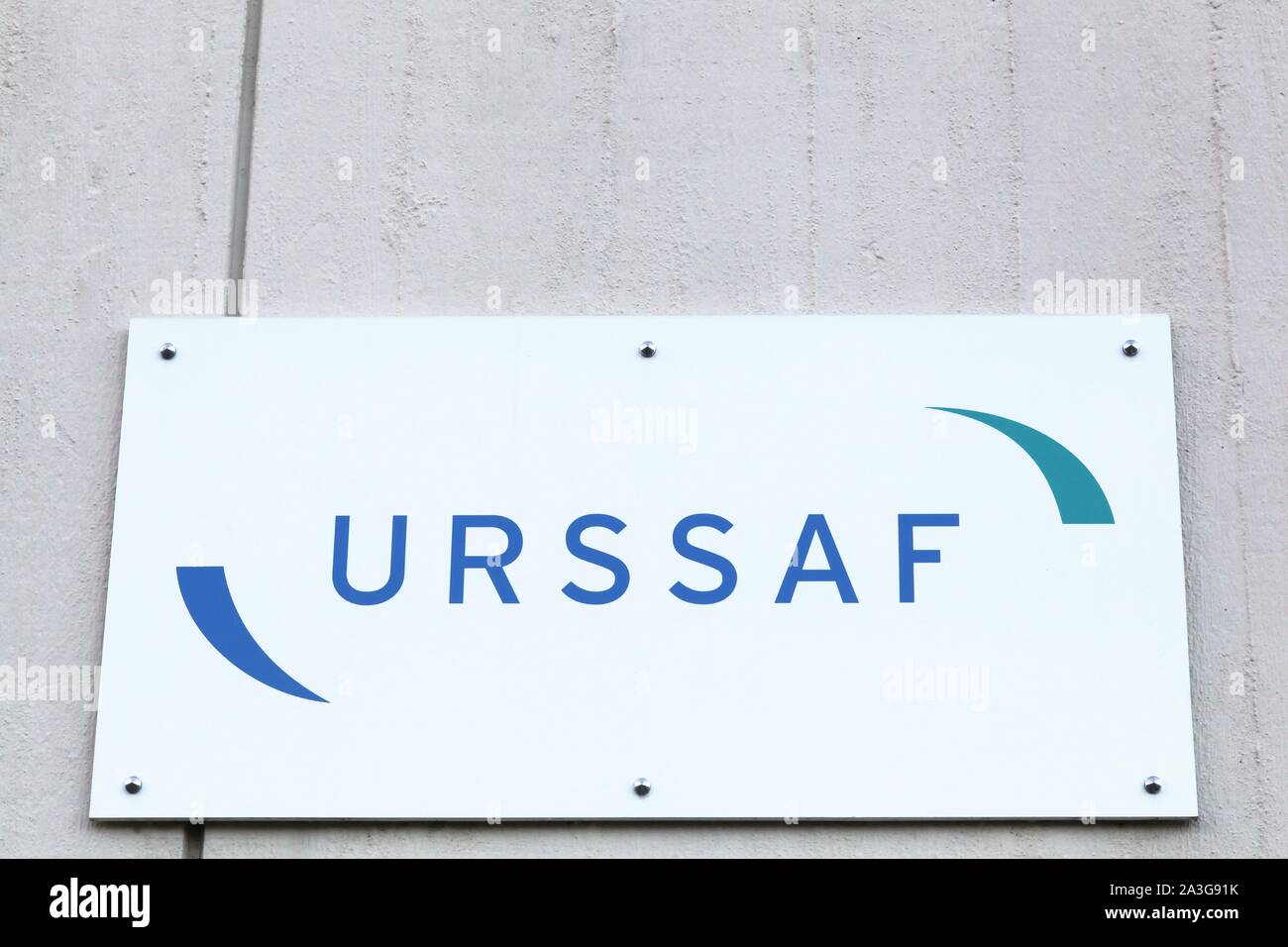 Bordeaux, Frankreich - Juni 5, 2017: URSSAF Logo auf eine Wand. URSSAF ist eine französische Netz von privaten Organisationen in 1960 Stockfoto