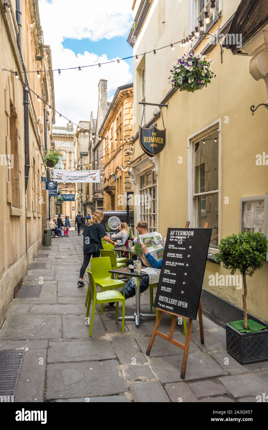 St. Nikolaus Markt ist ein dynamischer Markt in einem Georgianischen arcade bietet eine Mischung aus unabhängigen Stände, kleinen Läden und Essen. Bristol. England. UK. Stockfoto