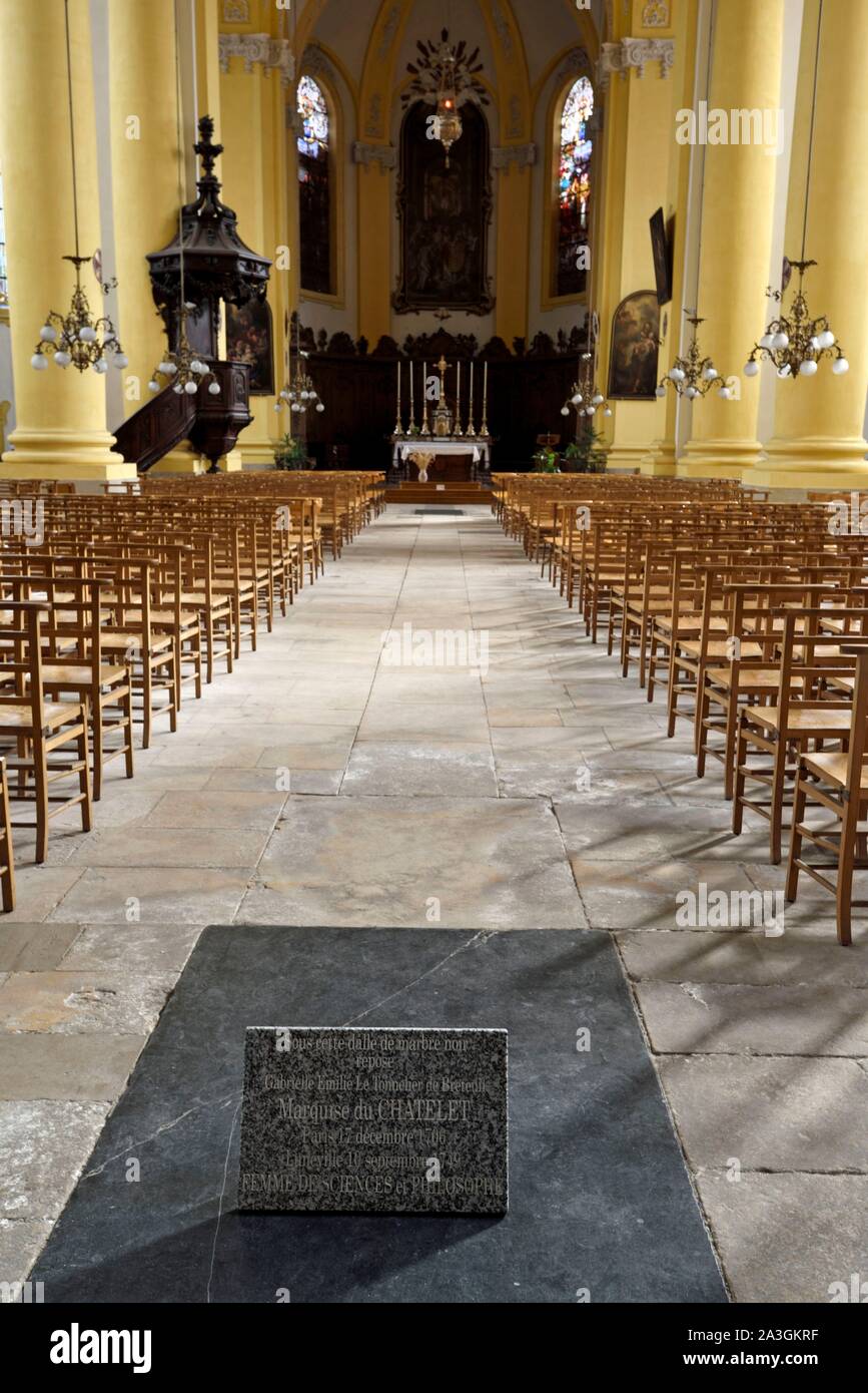 Modernes Kirchenschiff Stockfotos Und Bilder Kaufen Alamy