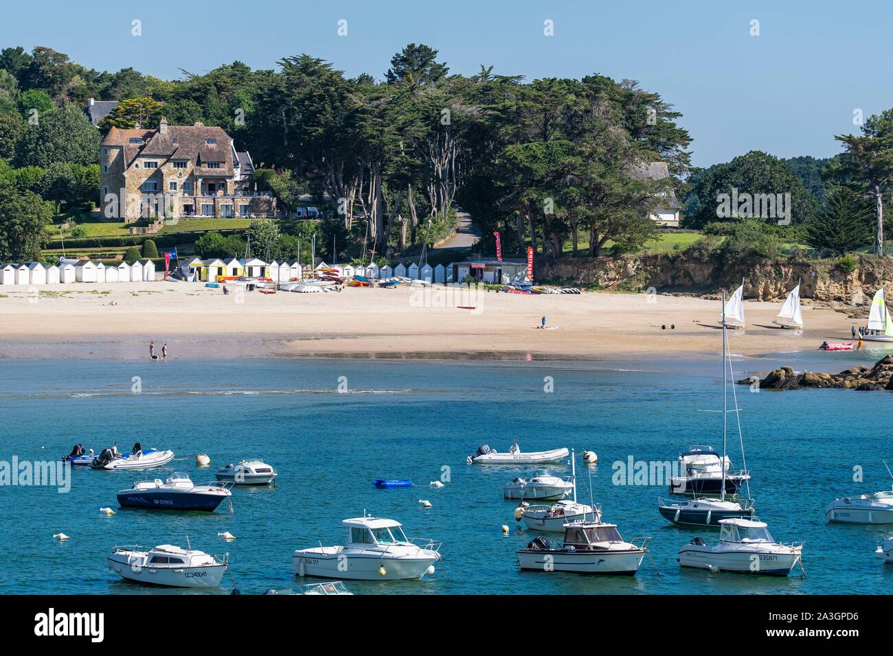 Frankreich, Finistere, Aven Land, Nevez, Port Manec'h, der Strand und Manoir Dalmore Boutique Hotel Stockfoto