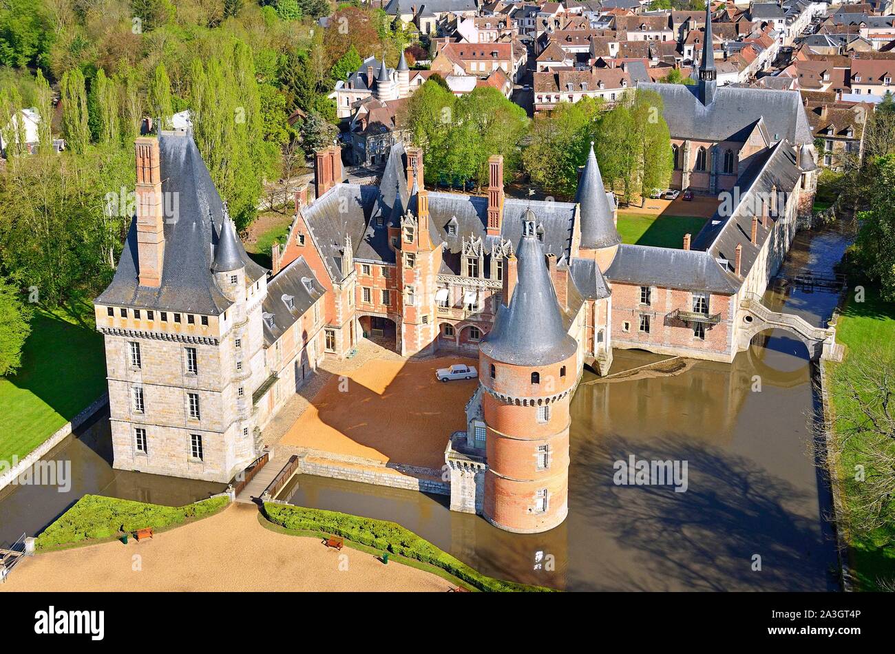 Frankreich, Eure-et-Loir, Chateau de Maintenon (Luftbild) Stockfoto
