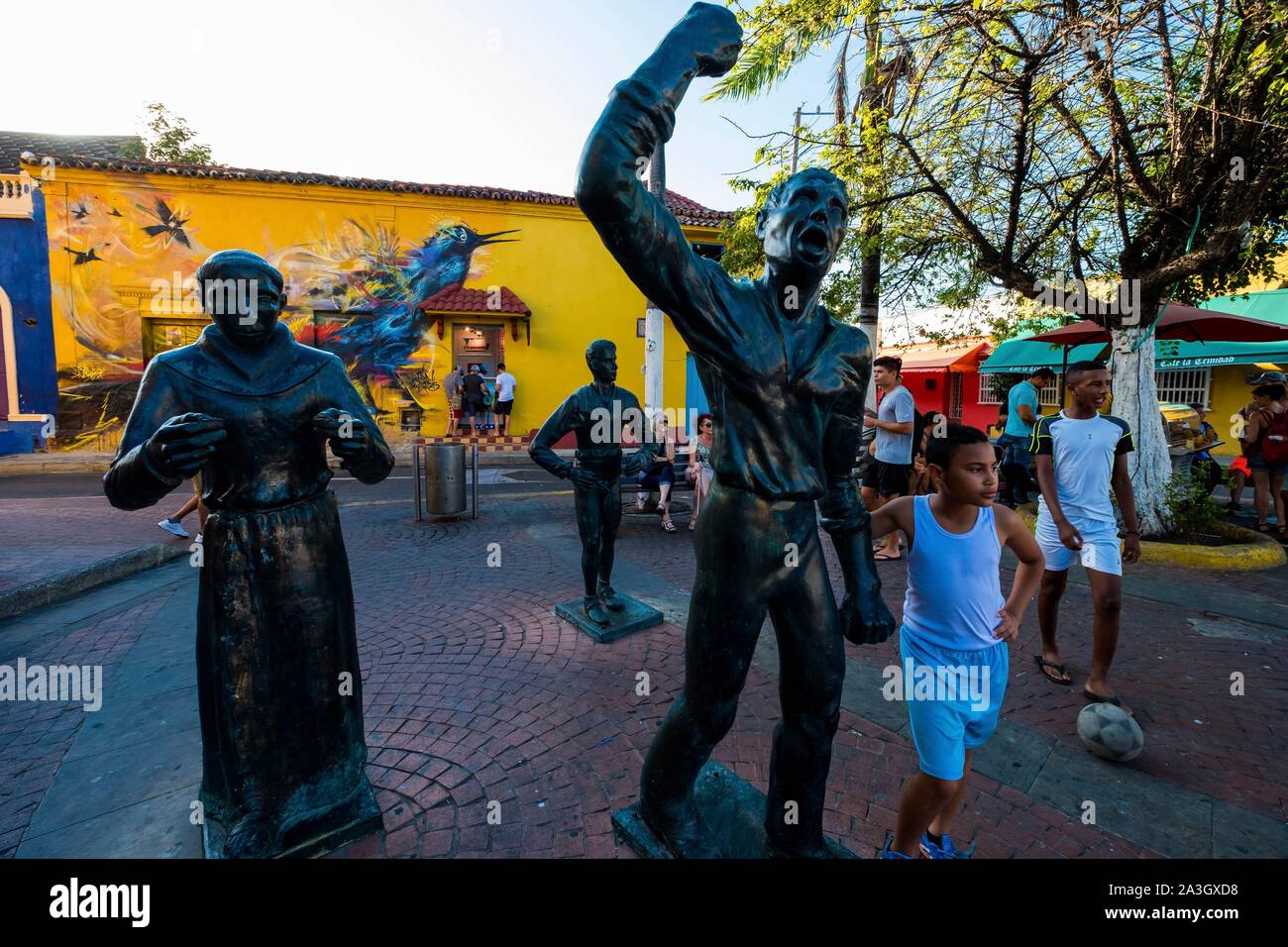 Kolumbien, Bolivar, Cartagena der Indies, kolonialen Zentrum registrierte Weltkulturerbe der UNESCO, Getsemani Nachbarschaft, Statue von Pedro Romero an der Stelle des Santesima Trinidad Stockfoto