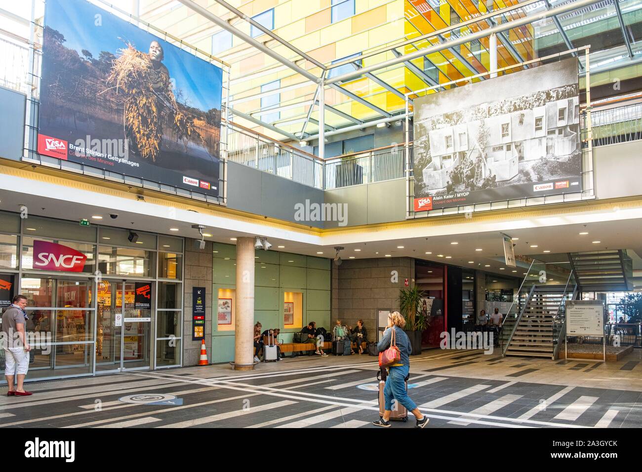 Frankreich, Pyrenees Orientales, Perpignan, SNCF-Bahnhof während der 31 VISA Fotojournalismus Festival für das Bild Stockfoto