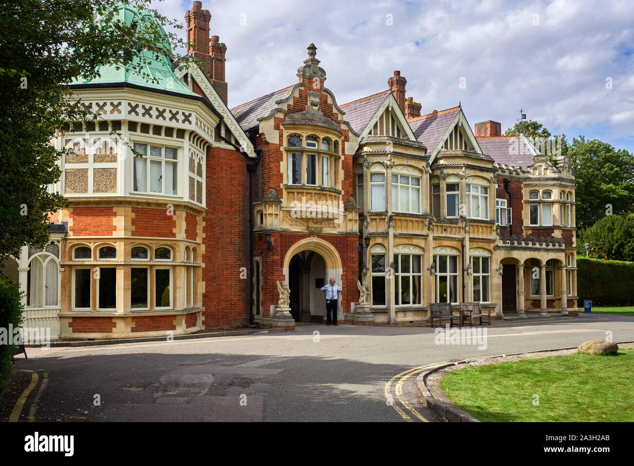 Das Äußere des Haupthauses in Bletchley Park Museum Stockfoto