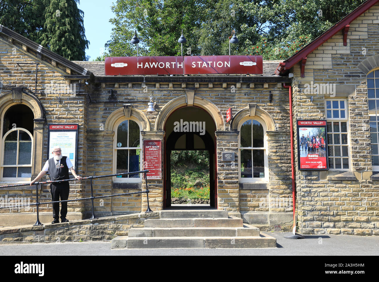 Die Keighley & Worth Valley Heritage Steam Railway Station in Haworth, West Yorkshire, UK Stockfoto
