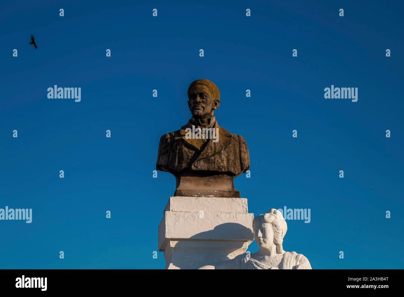 Kolumbien, Bolivar, von Santa Cruz de Mompox, eingetragenes Weltkulturerbe der UNESCO, Friedhof, Büste von momposino Candelario Obeso, Vater der schwarze Poesie der Südamerika Stockfoto