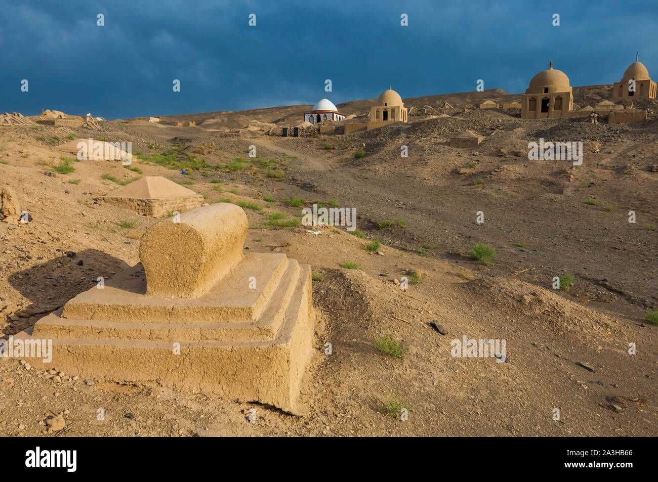 China, Xinjiang autonome Region, Turfan oder Turpan, Uigurische tumbs und Mausoleen Stockfoto
