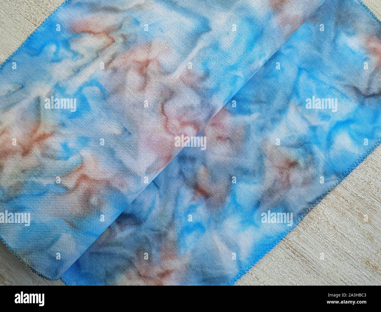 Abstrakte Tie Dye Canvas Wirkung Textur Hintergrund. Stoff für Kreuzstich. Stockfoto