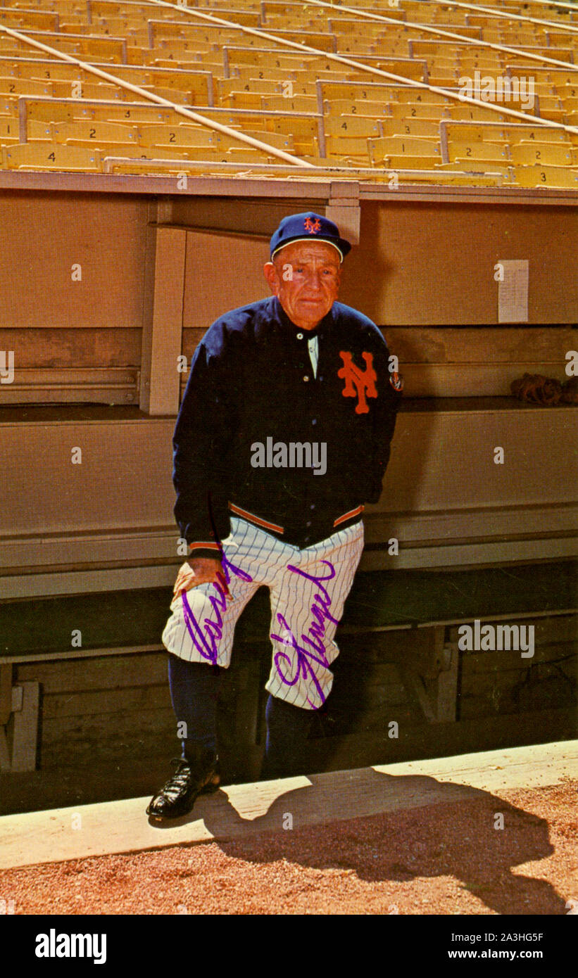 1960s Era autographiertes Foto der Hall of Fame New York Mets Baseball manager Casey Stengel. Stockfoto
