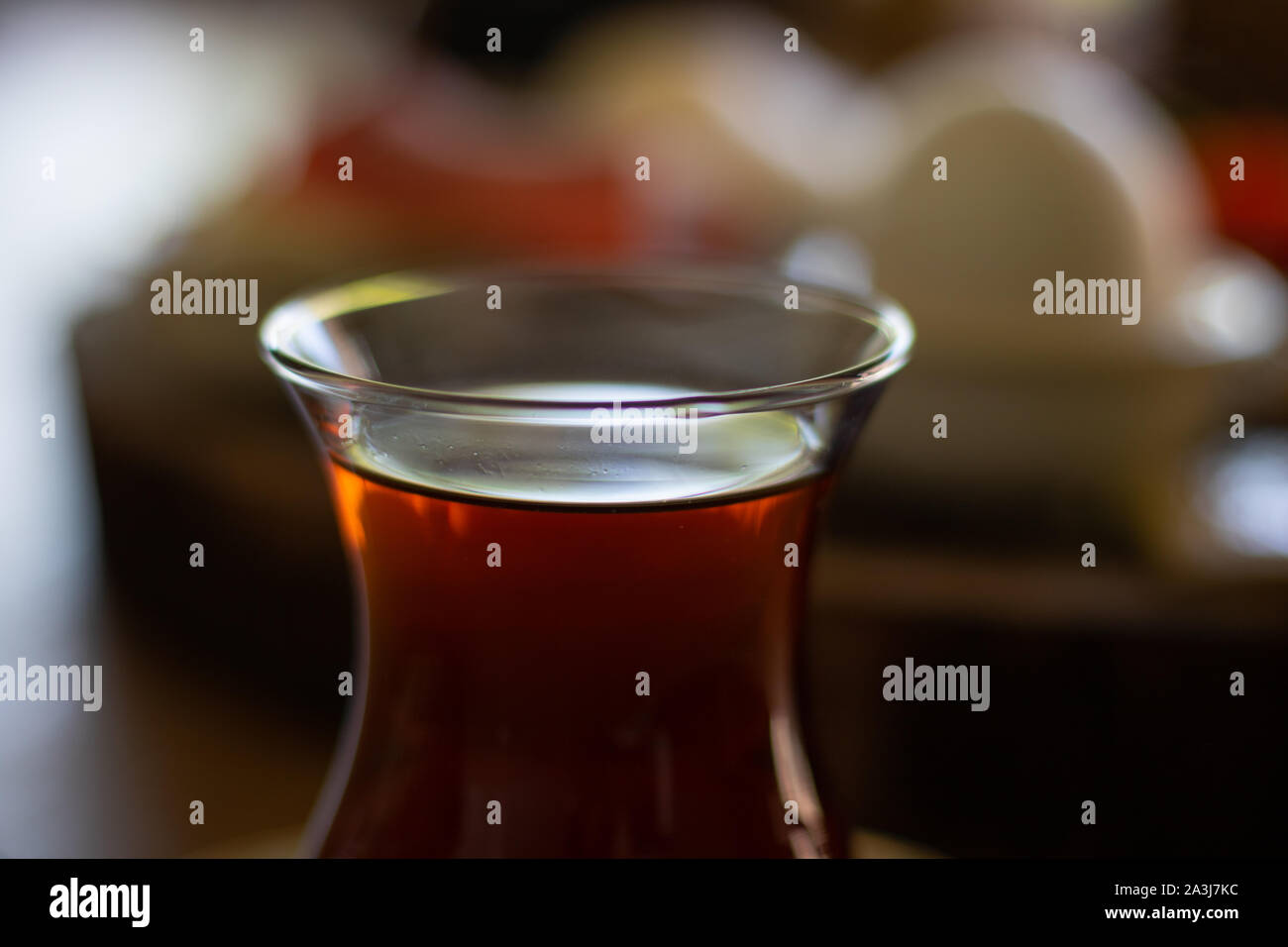 Turkisches Teeglas Stockfotos Und Bilder Kaufen Alamy