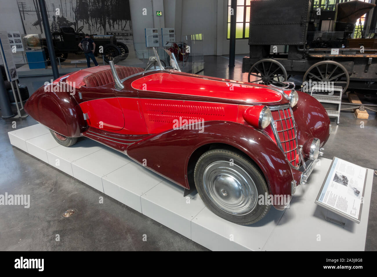 Ein Alfa Romeo 6c Gran Sport 1931 Im Deutschen Museum Verkehrszentrum Deutsch Transport Museum Munchen Bayern Deutschland Stockfotografie Alamy