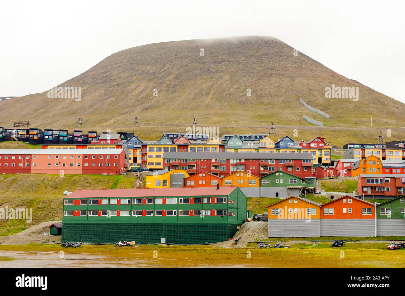 Gehäuse Unterkünfte in Longyearbyen, Svalbard, Norwegen, die nördlichste Siedlung der Welt Stockfoto