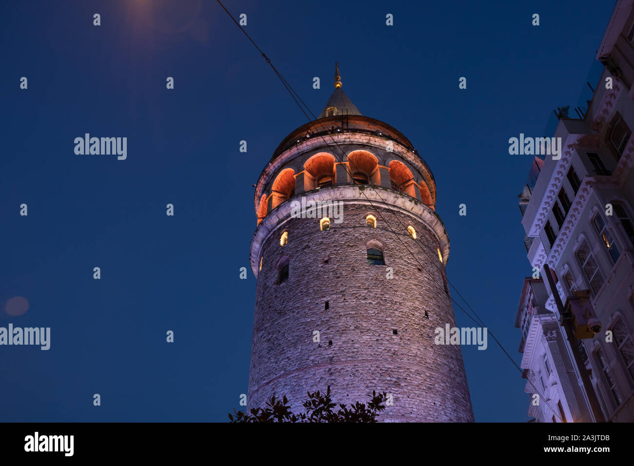 Galata-Turm bei Nacht Stockfoto