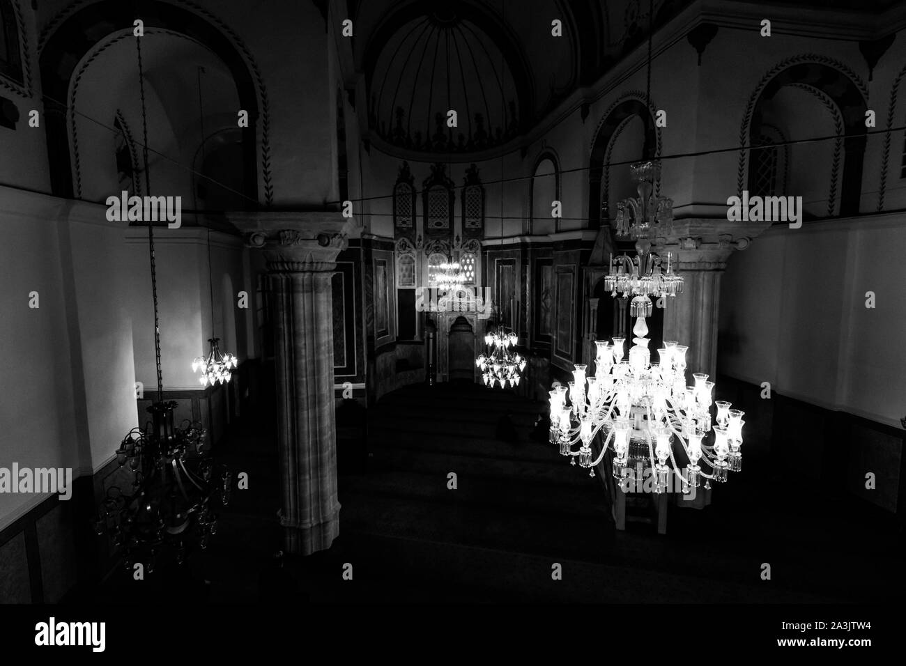 Innenansicht der Molla Zeyrek Moschee in Istanbul Stockfoto