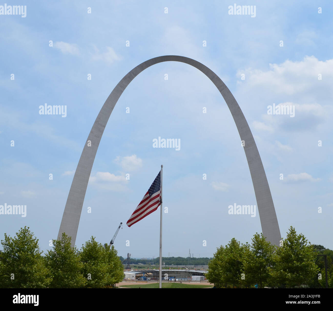 SAINT LOUIS, MISSOURI - 26. JULI 2017: Bau des Gateway Arch National Park Museum und Besucherzentrums Stockfoto