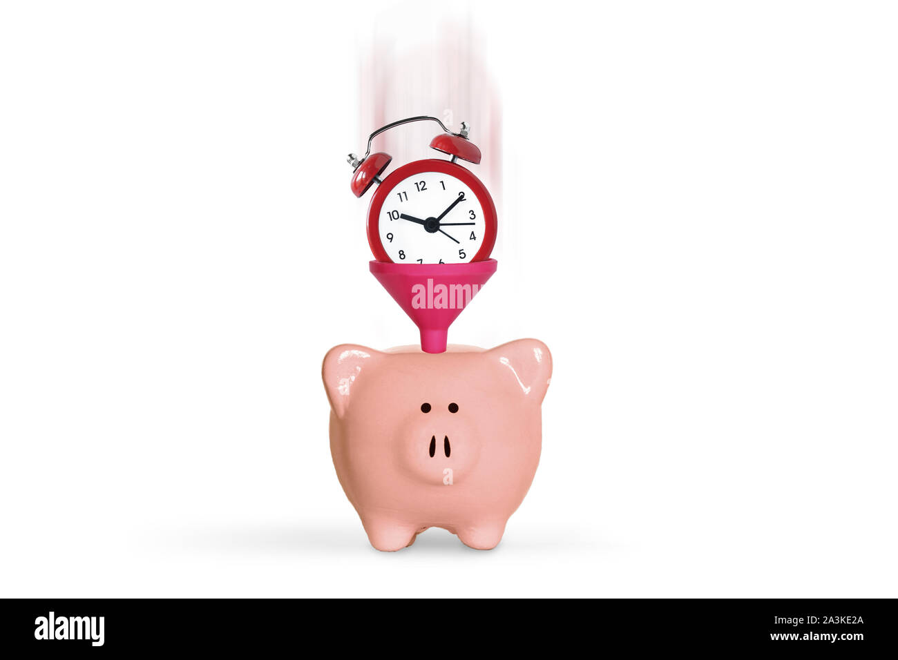 Sparschwein mit Wecker in einer Trichter - Begriff der Zeit sparen Stockfoto