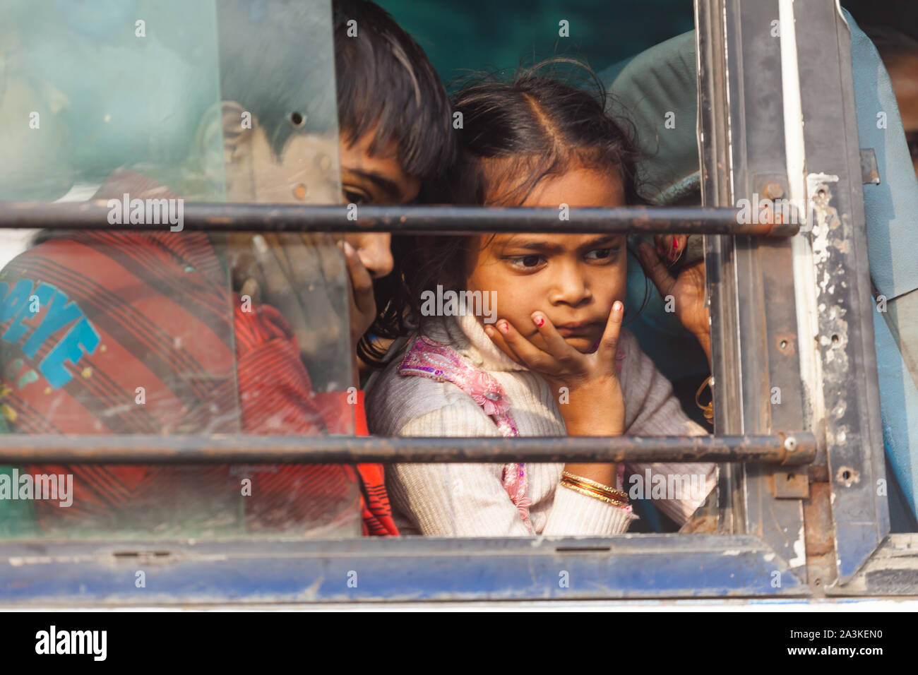 Indische arme schmutzige Kinder Stockfoto