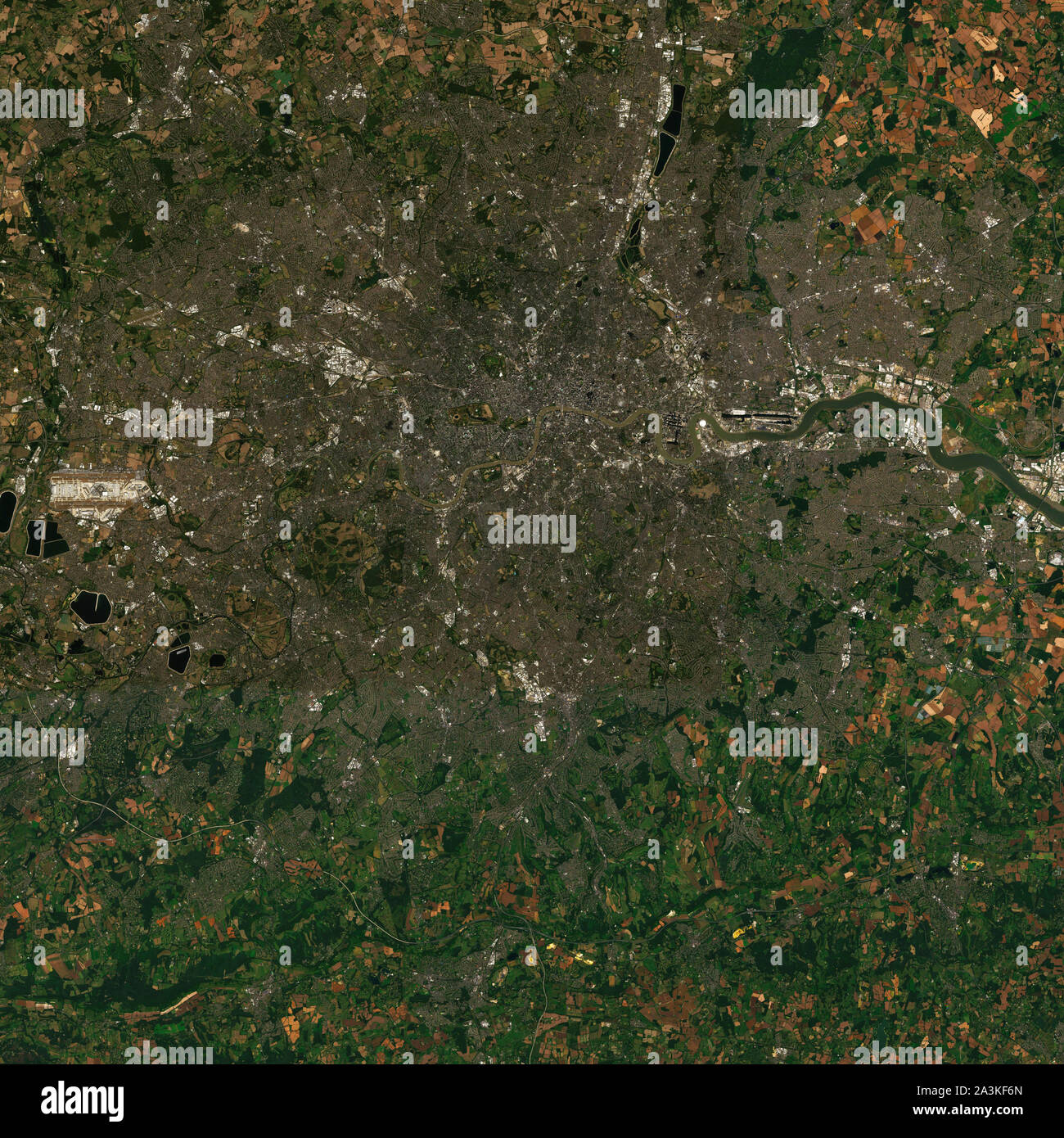 London, die Hauptstadt von Großbritannien, vom Weltraum aus gesehen - enthält geänderte Copernicus Sentinel Data (2019) Stockfoto