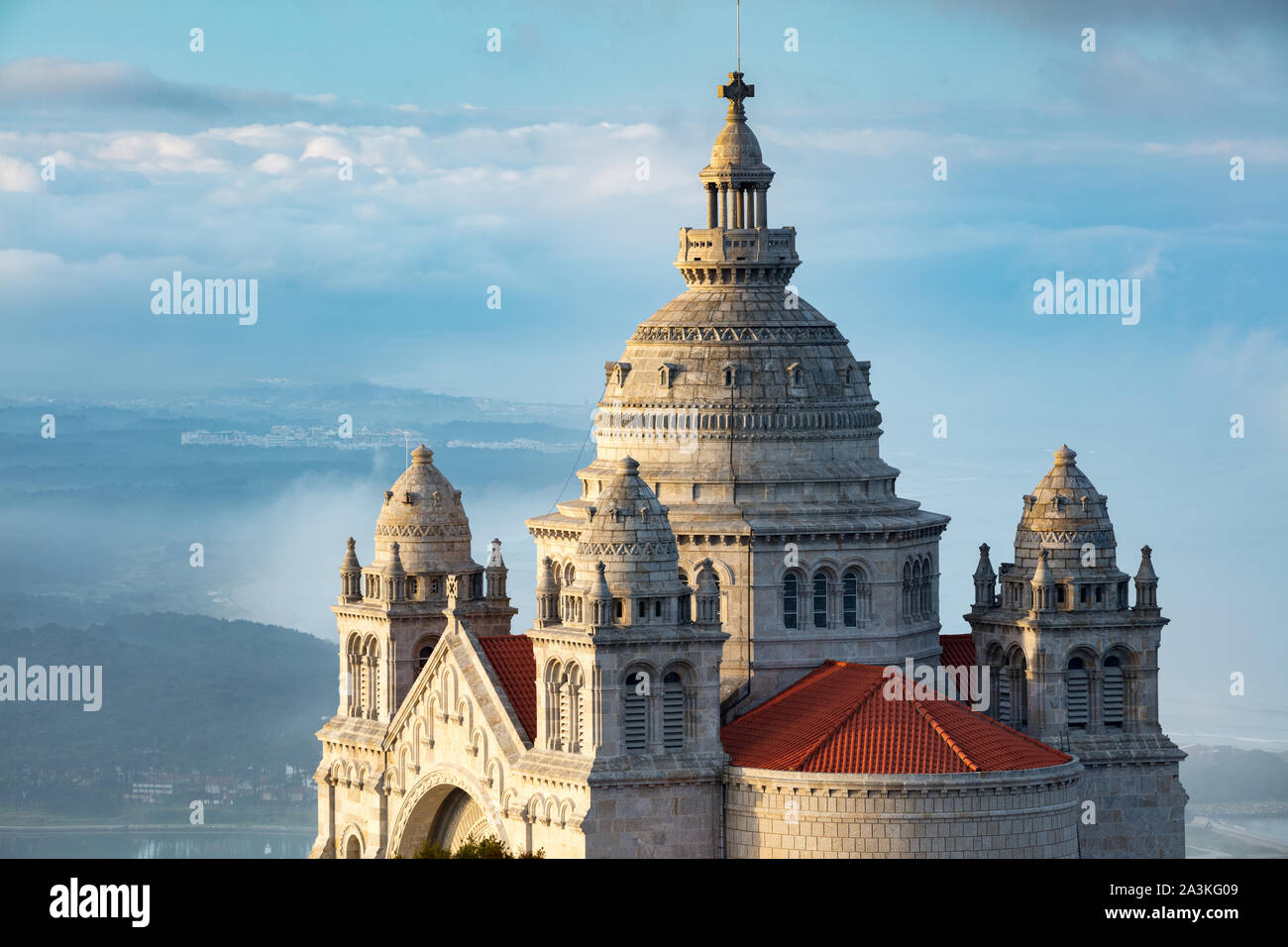 Santuário de Santa Luzia und der Küste, Viana do Costelo. Norte, Portugal Stockfoto