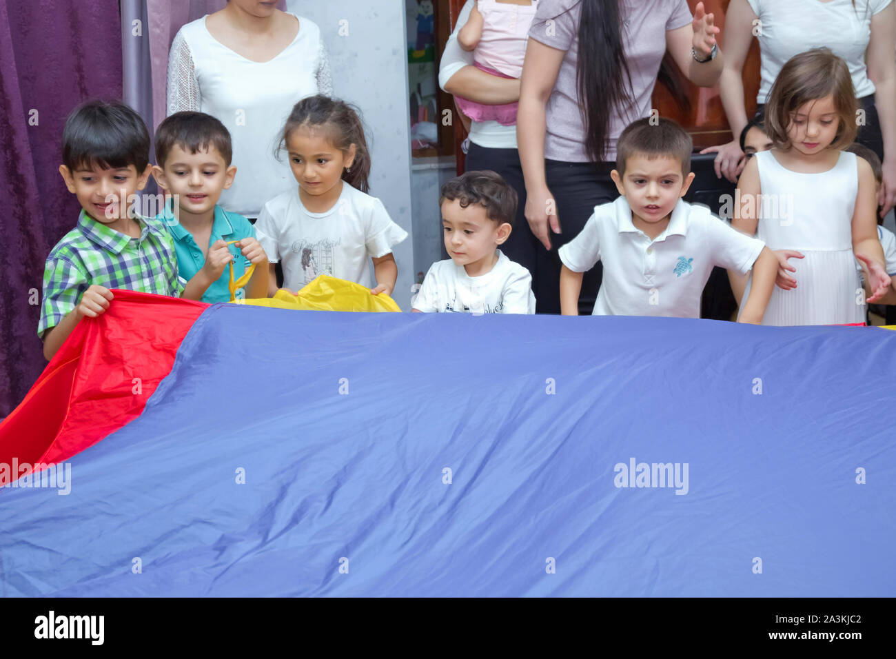 Geburtstag zwei Jahre in den Kindergarten. Kindergeburtstag mit