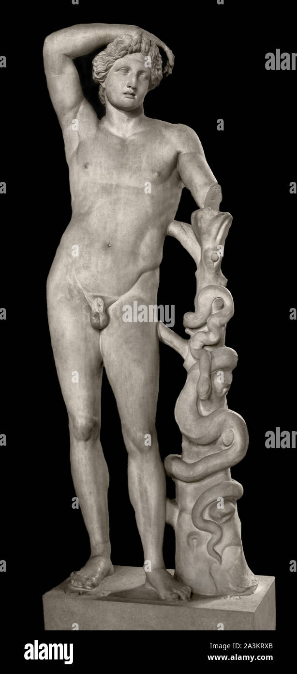 Apollo Gewinner der Python Monster, das so genannte "Lykischen Apollo Typ 130-150 AD, nach Euphranor (aktive ca. 330 v. Chr.) Athen (Griechenland), bevor 1680 unterhalb der Ruinen der Smyrna Stadion, Izmir, Türkei, H. 2,16 m entdeckt. Griechische, römische, Stockfoto