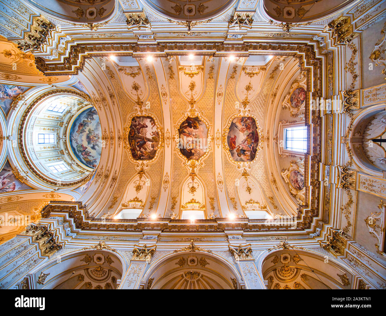 Fresken im dom der römisch-katholischen Diözese Stockfoto