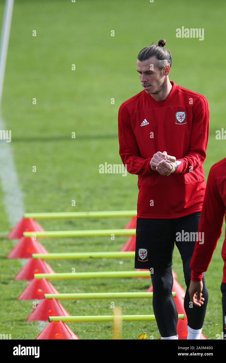 Cardiff, Großbritannien. 09 Okt, 2019. Gareth Bale von Wales bei der Wales Football Team Training an der Vale Resort Hensol, in der Nähe von Cardiff am Mittwoch, 9. Oktober 2019. Das Team bereiten sich auf ihre bevorstehende UEFA Euro 2020 quailfier entfernt gegen die Slowakei morgen. pic von Andrew Obstgarten/Alamy leben Nachrichten Stockfoto