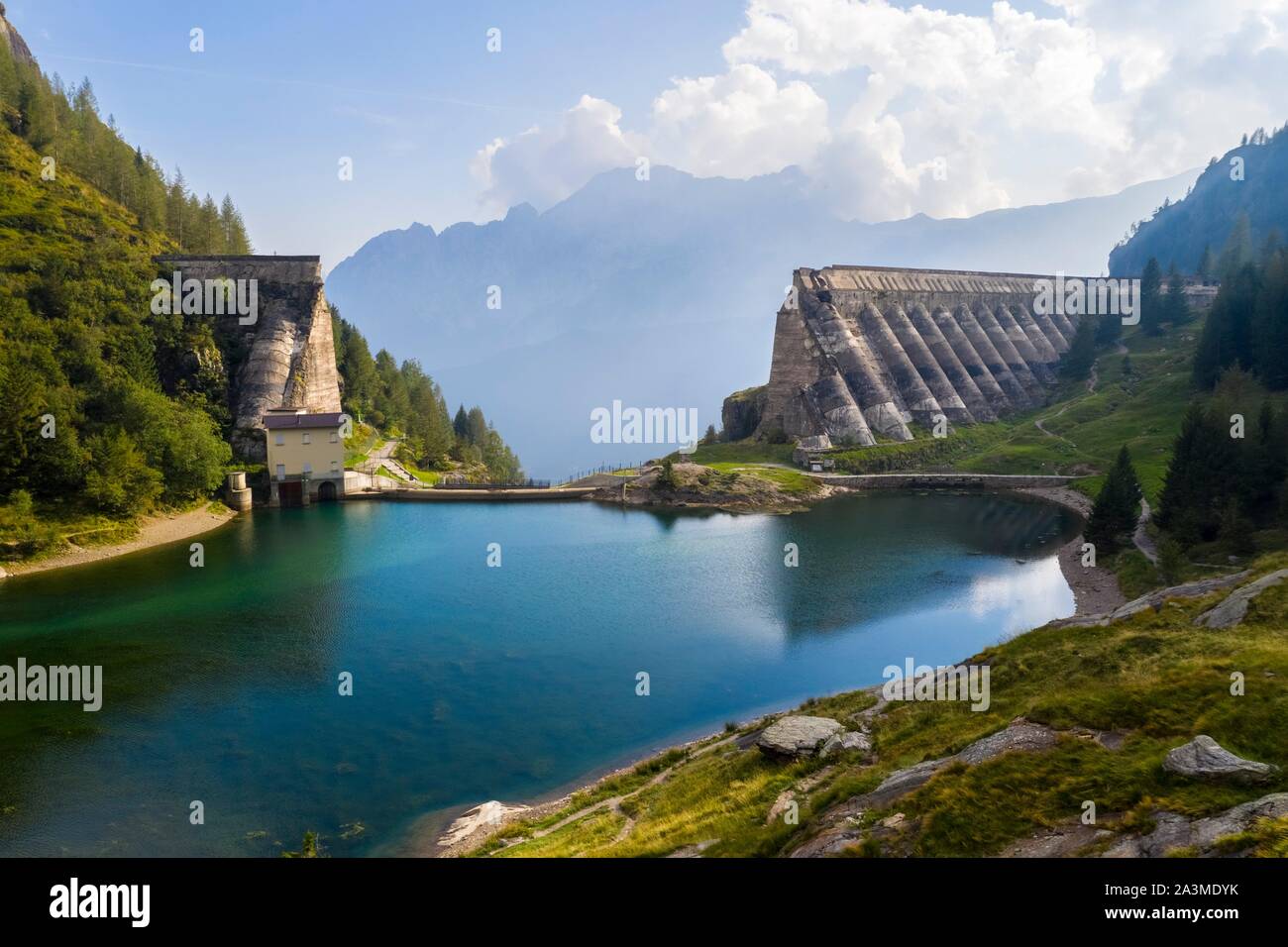 Luftaufnahme der Ruinen der Diga del