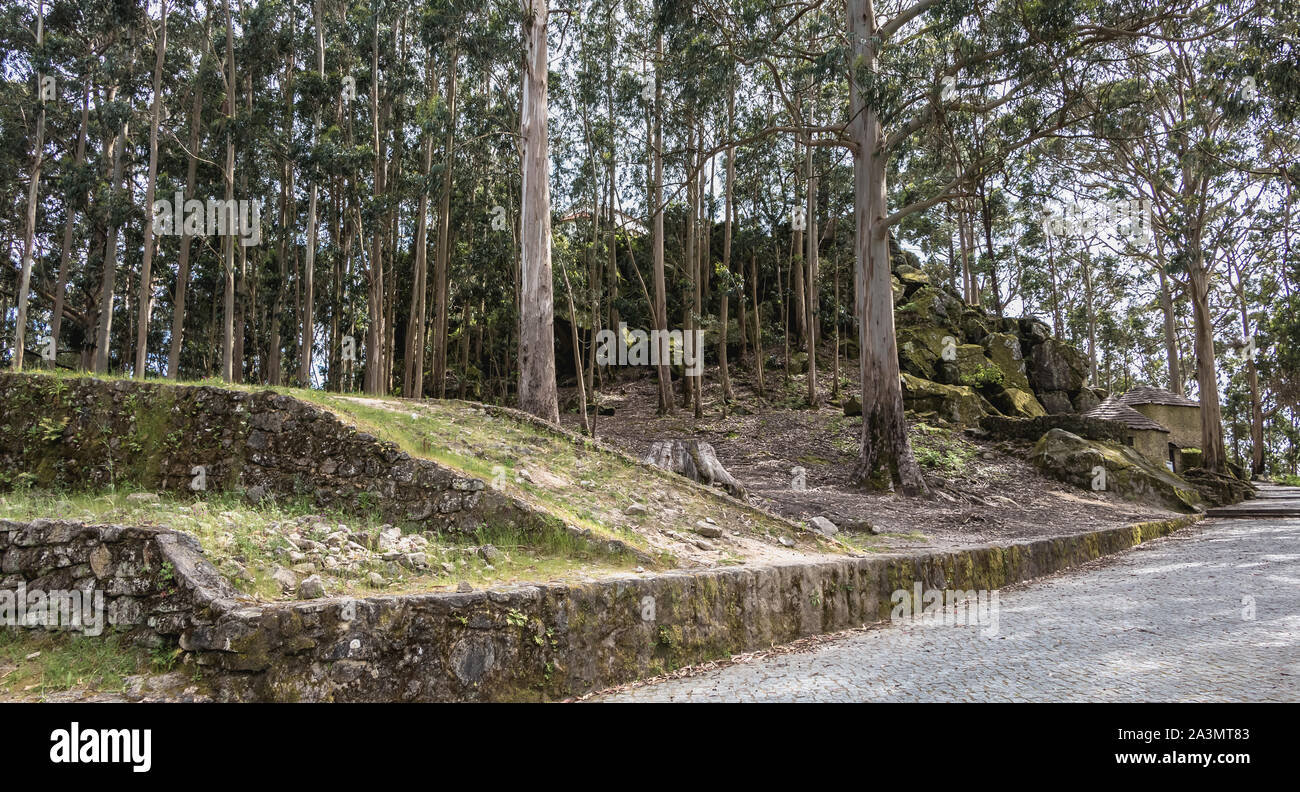 Esposende, Portugal - 9. Mai 2018: Architektur Detail des Castro de Sao Lourenco einen typischen alten Dorf zurück in die Bronzezeit Stockfoto