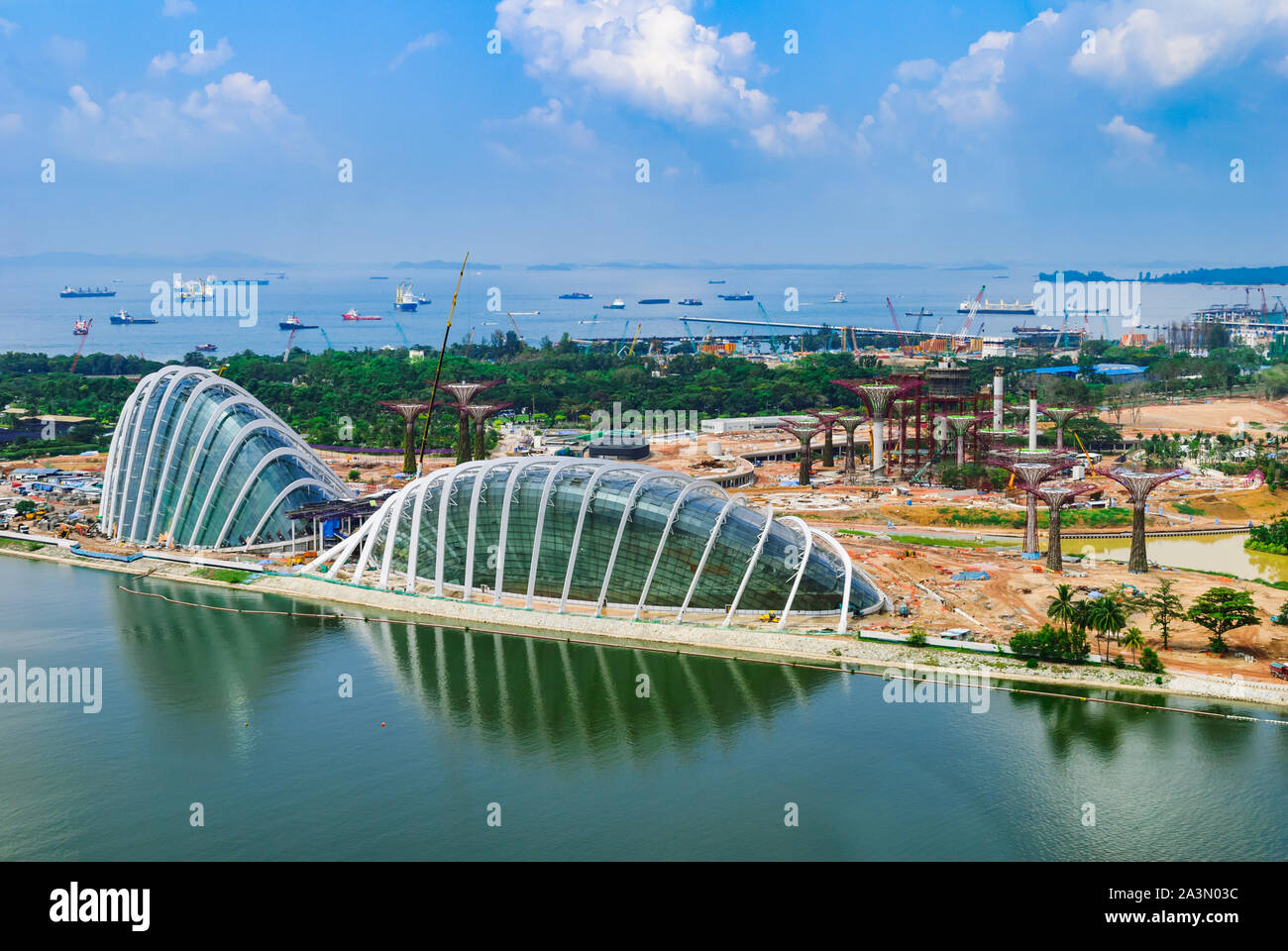 Singapur, Singapur - 12 Juni 2011: Bau unterwegs Für die Gärten an der Bucht Attraktion an der Marina Bay, Stockfoto