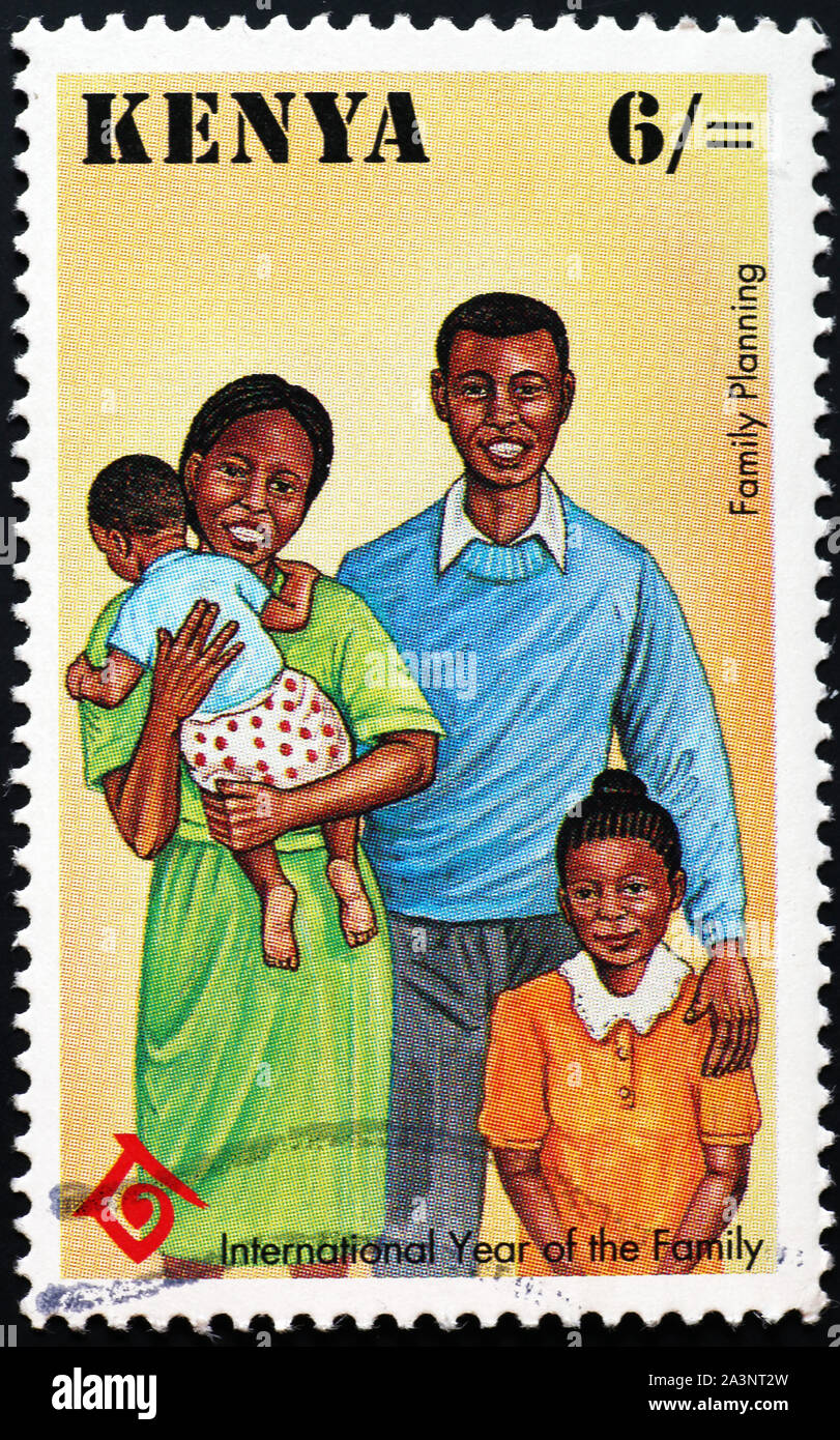 Kenianische Familie lächelnd auf Briefmarke Stockfoto