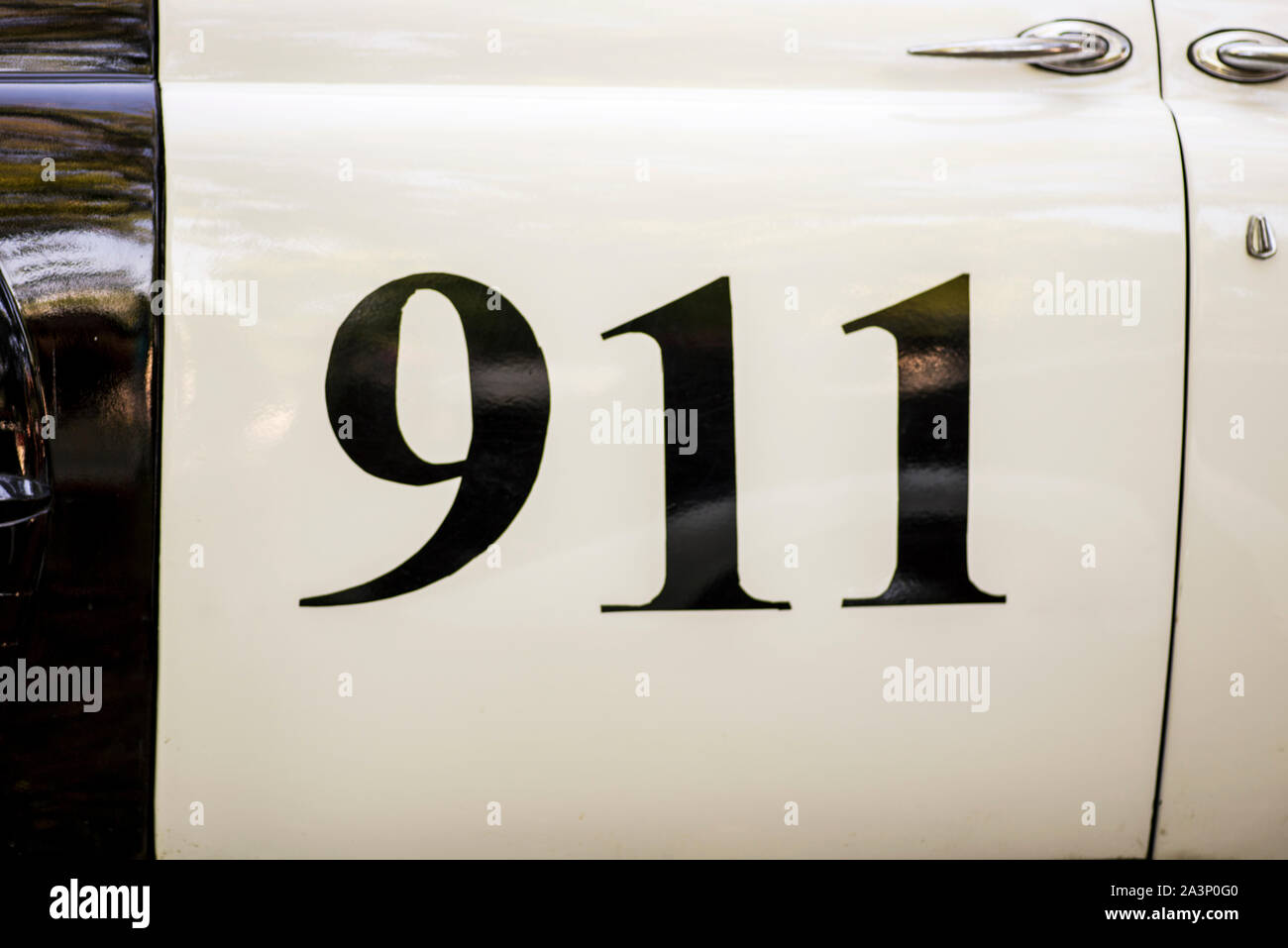911 Text auf Seite der Polizei Auto. 911 Emergency Response Polizei Auto. Stockfoto
