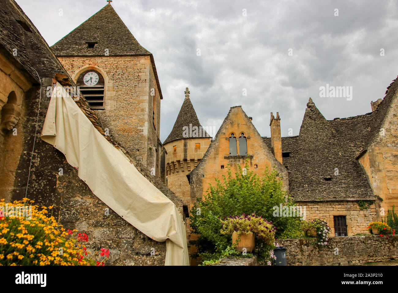 Mittelalterliche Häuser in dem Dorf Saint Amand de Coly, Perigord Noir in Aquitanien, Frankreich Stockfoto