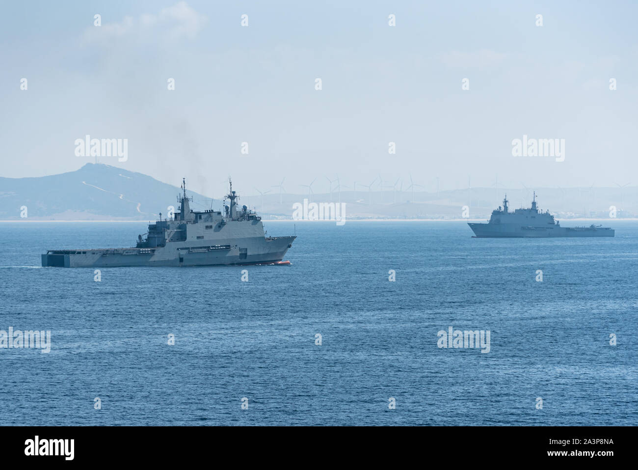 Zwei Galicien - Klasse Landing Platform Dock Schiffe der spanischen Marine. Stockfoto