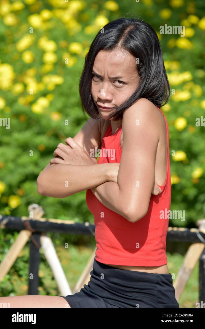 Hartnäckige attraktive Minderheit Weiblich Stockfoto