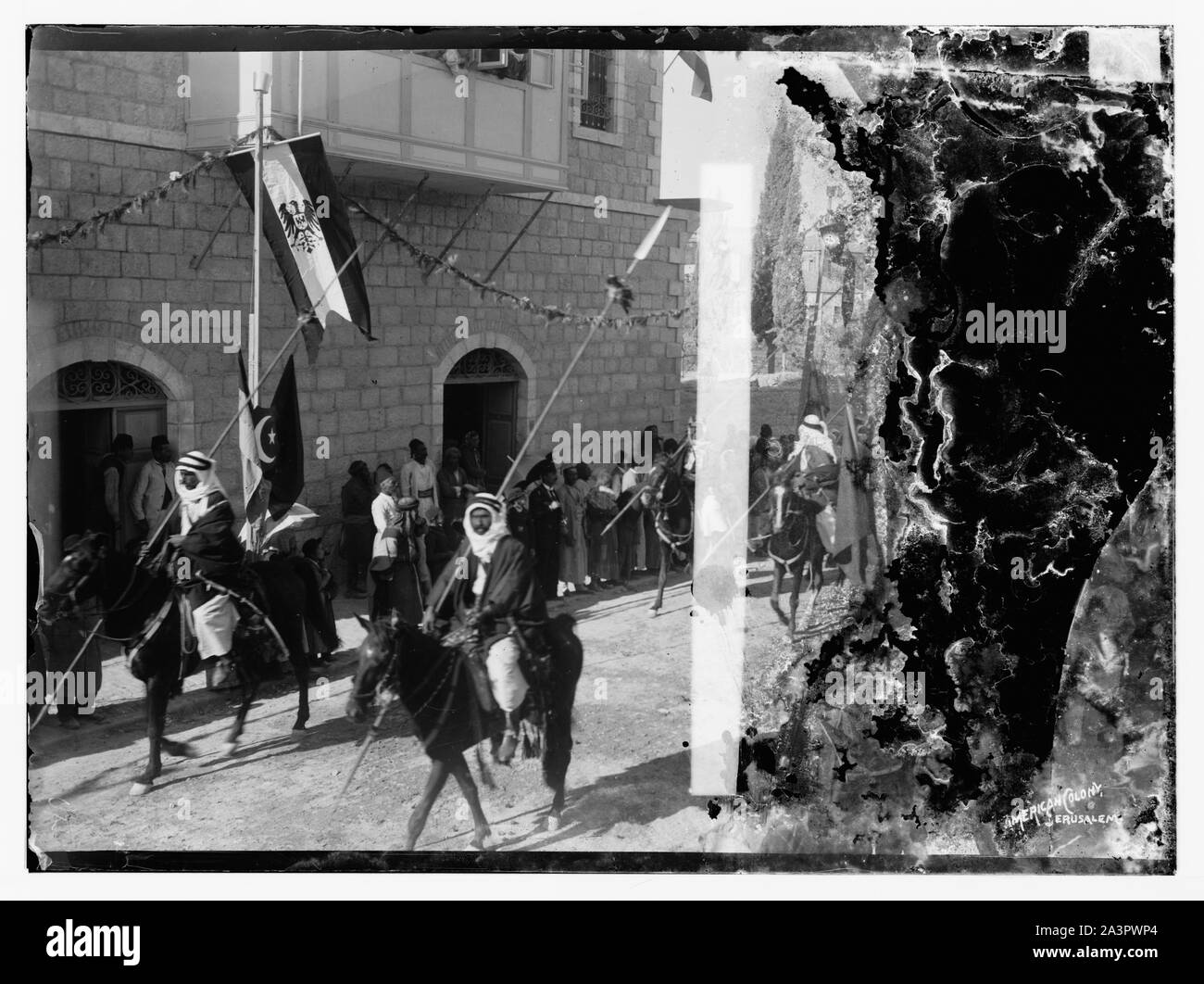 Besuch in Jerusalem von Wilhelm II. von Deutschland im Jahr 1898. Arabische Lancers in der Prozession. Stockfoto